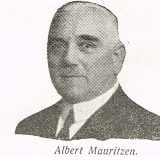 Albert Mauritzen ejede mange travheste i begyndelse af sidste århundrede.