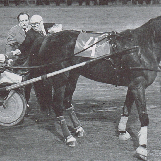 Nicolaisen og Jens Jensen vinder endnu et ærespræmieløb på Amager i 1974